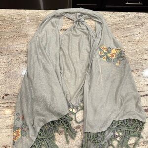 Floral Embroidered vest with Fringe